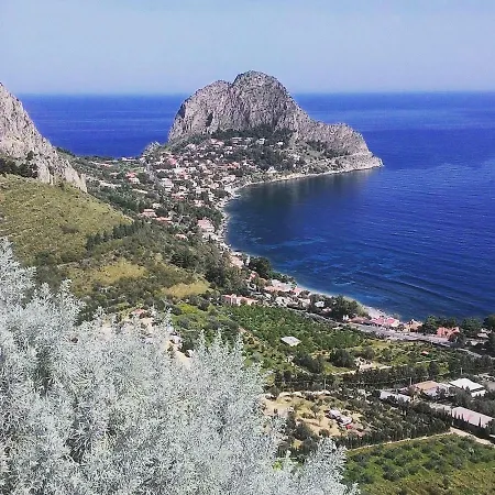 Zabbara Capo Zafferano בית נופש