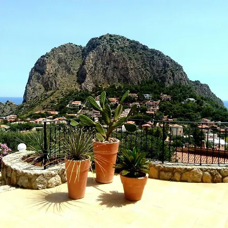 בית נופש Zabbara Capo Zafferano בגרייה