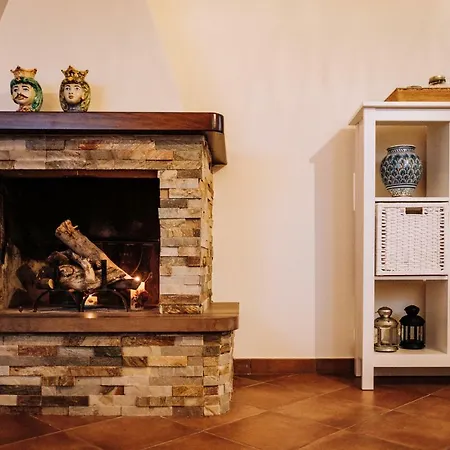 בית נופש Zabbara Capo Zafferano בגרייה